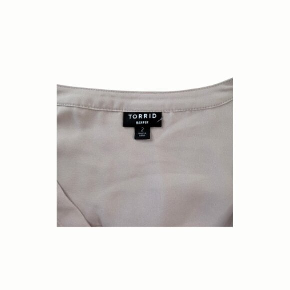 Lane Bryant "Harper" Shear Top Size 2, 3/4 sleeve - Picture 4 of 7